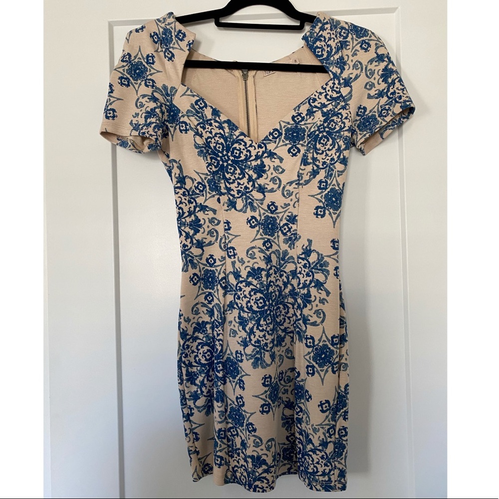 Form fitting Blue and Cream Toile Floral Pattern Mini Dress